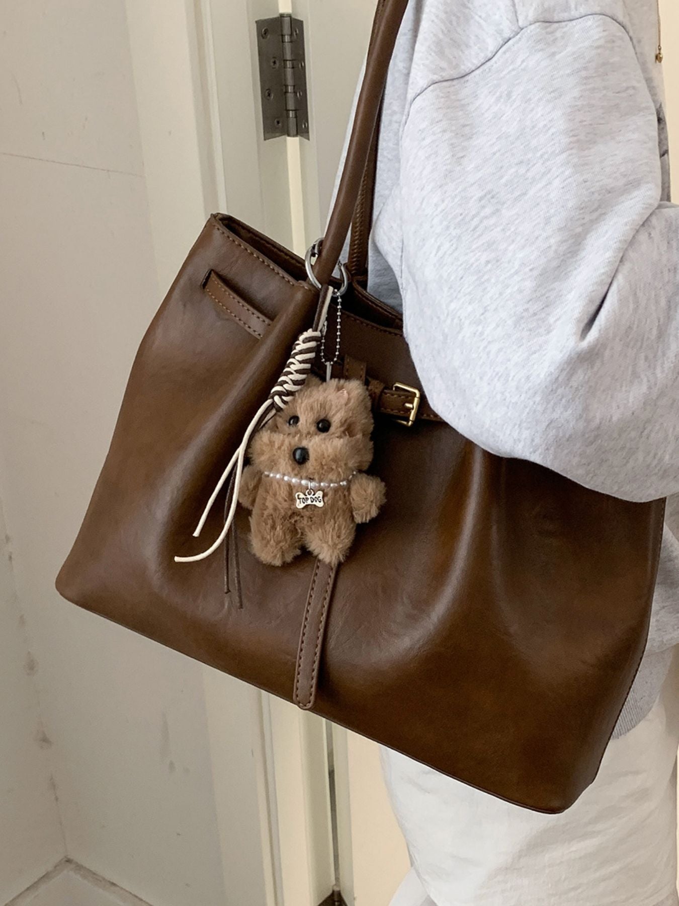 Buckle Decor Leather Shoulder Bag