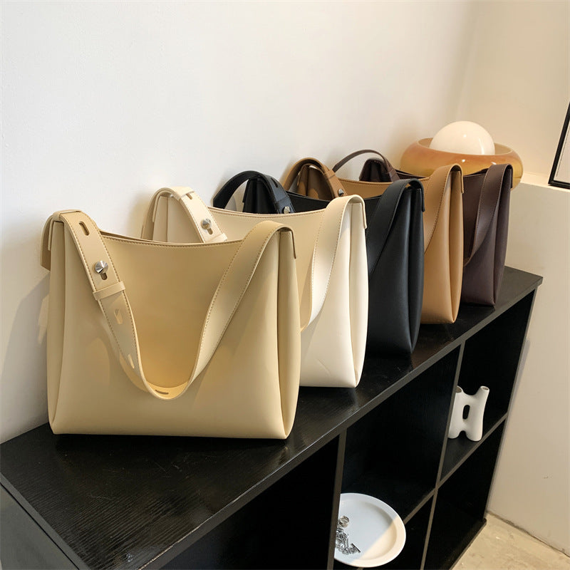 Womens Large-capacity Soft-leather Shoulder Bag