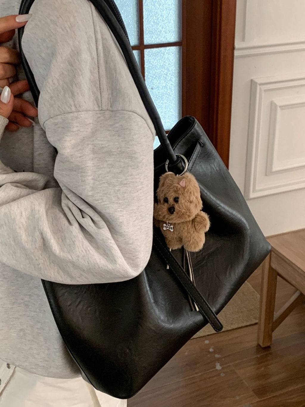 Buckle Decor Leather Shoulder Bag