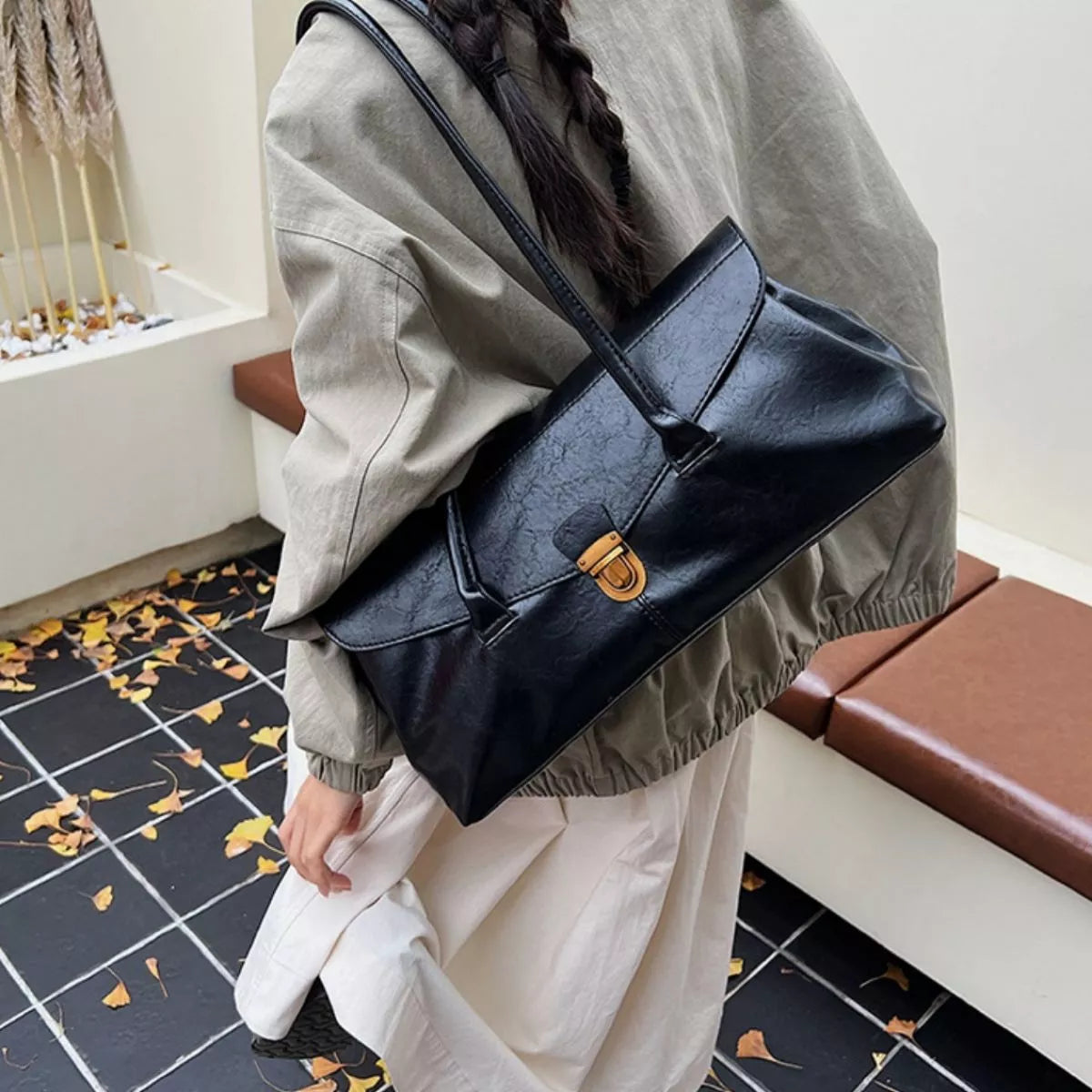 Vintage Style Leather Shoulder Bag