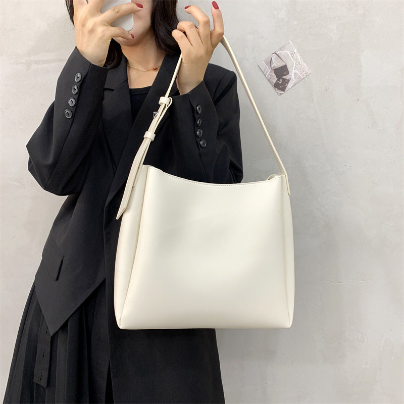 Womens Large-capacity Soft-leather Shoulder Bag