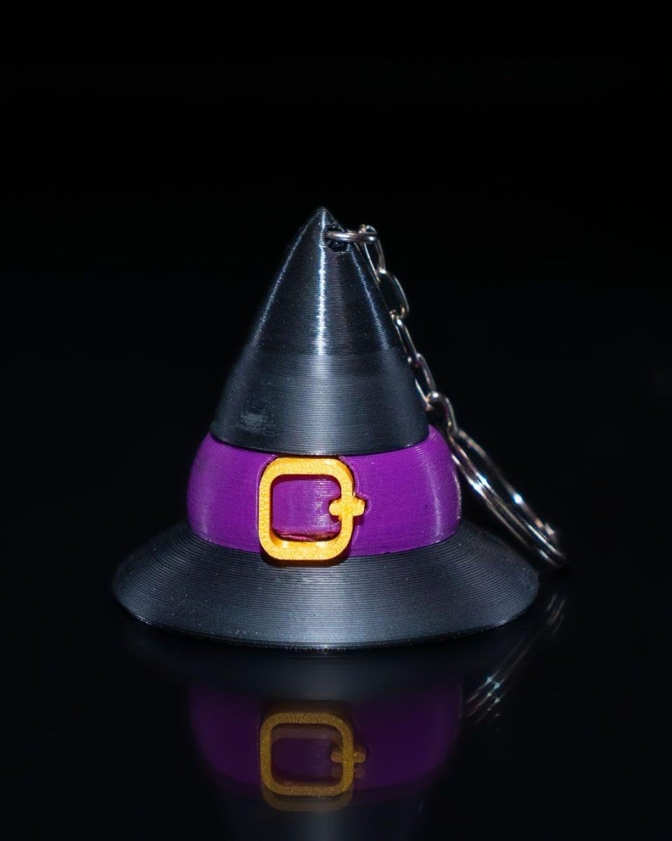 Spooky and Stylish Accessory Keychain – Enchant Your Everyday Essentials